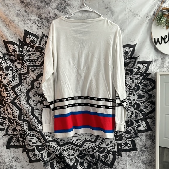 Victoria secret long sleeve - Picture 2 of 3
